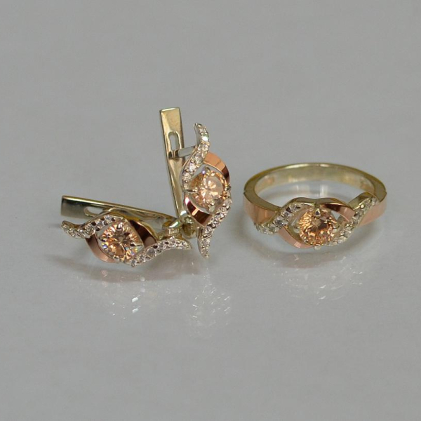 Срібний гарнітур з золотими пластинами