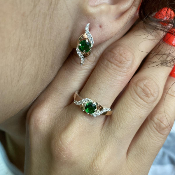 Серебряное кольцо с золотыми вставками