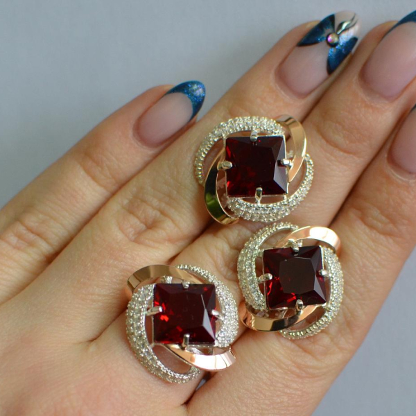 Серебряный набор