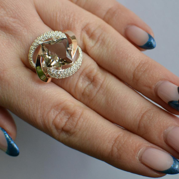 Срібна каблучка