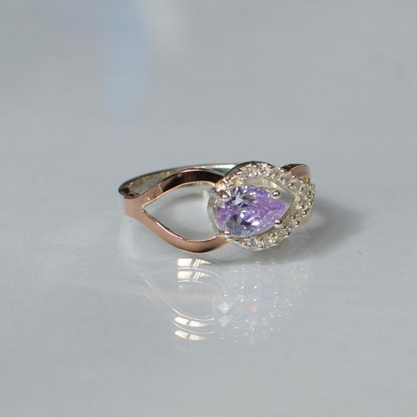 Срібна каблучка з золотими вставками