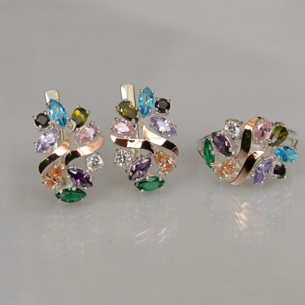 Срібний набір з золотими пластинами