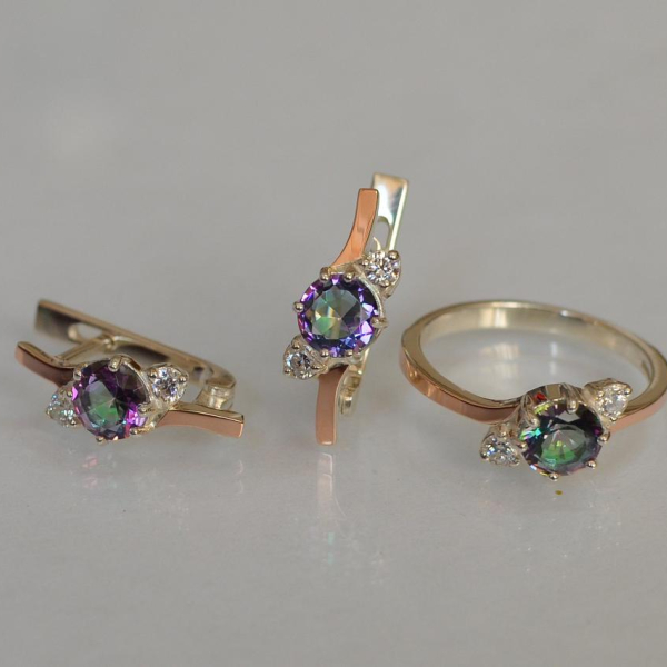 Срібний комплект з золотими вставками