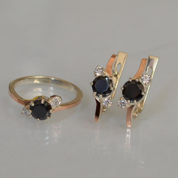 Срібний комплект з золотими вставками