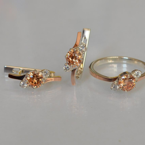 Срібний комплект з золотими вставками