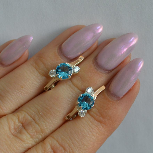 Серебряные серьги с золотыми вставками