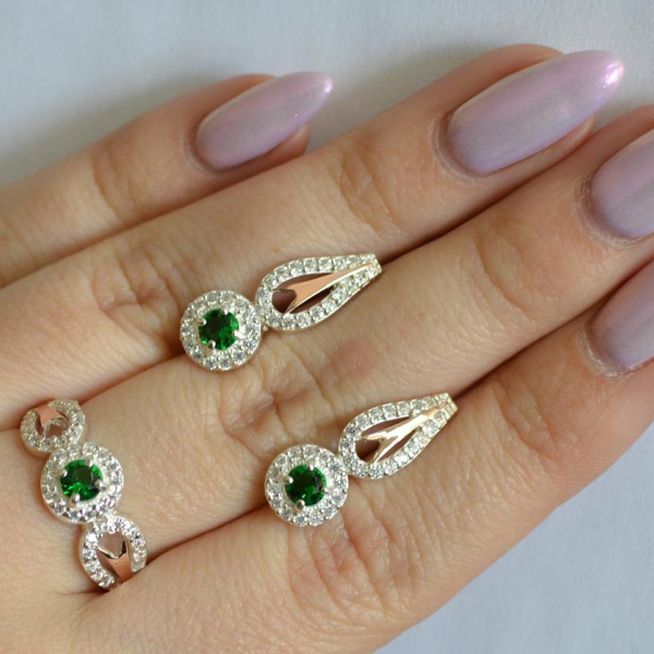 Серебряный набор с золотыми пластинами