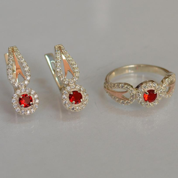 Серебряный набор с золотыми пластинами