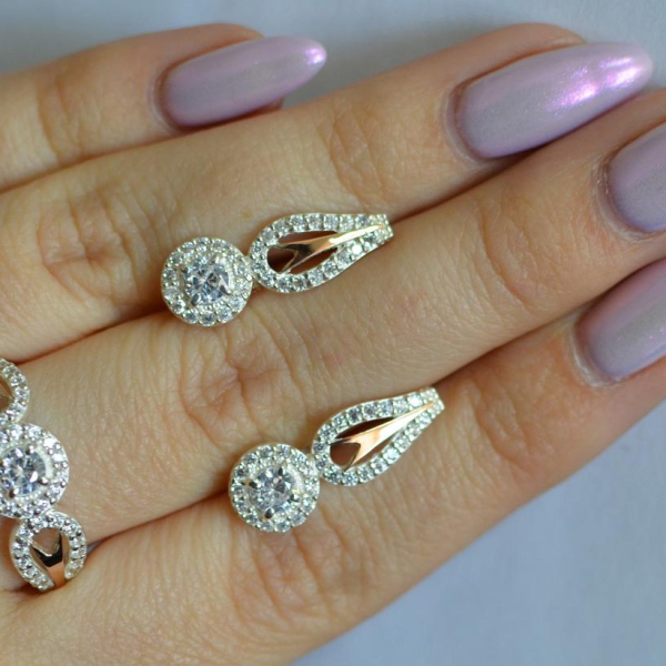 Серебряный набор с золотыми пластинами