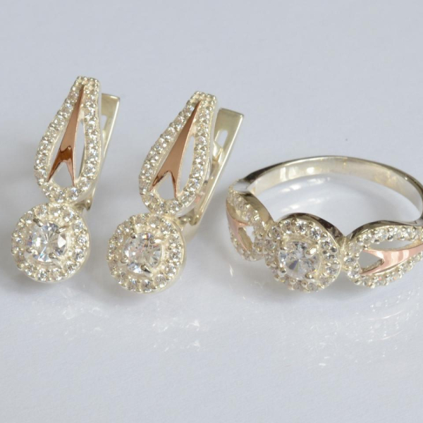 Серебряный набор с золотыми пластинами