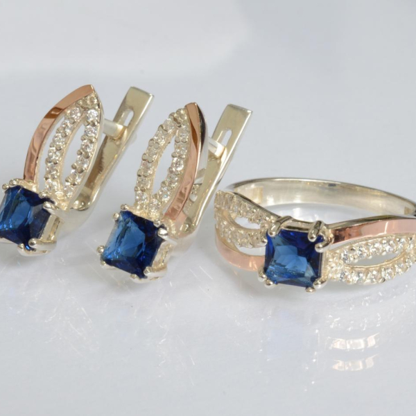 Срібний набір з золотими вставками