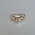 Срібна каблучка з золотими вставками