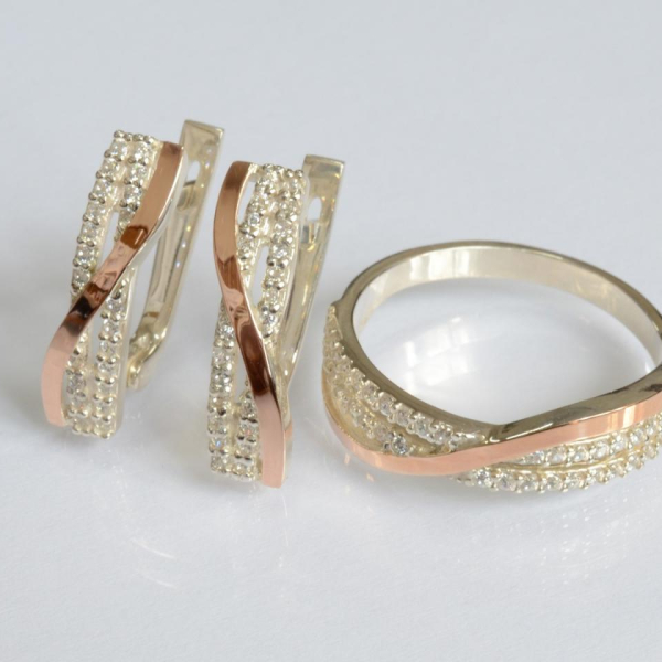 Серебряный комплект с золотыми пластинами