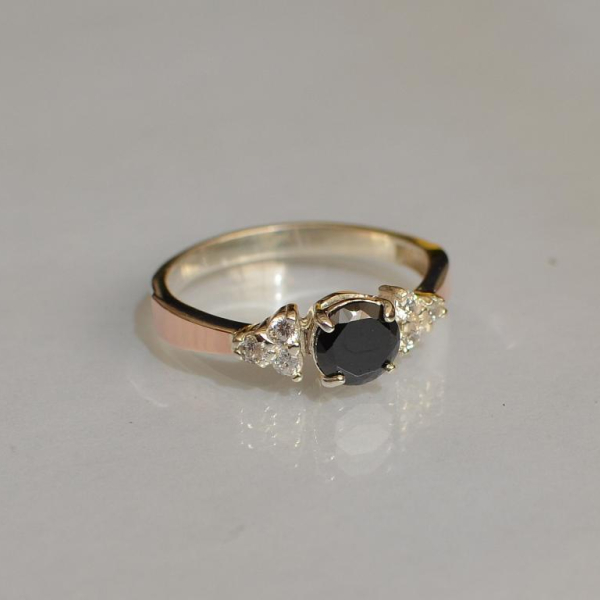 Срібна каблучка з золотом