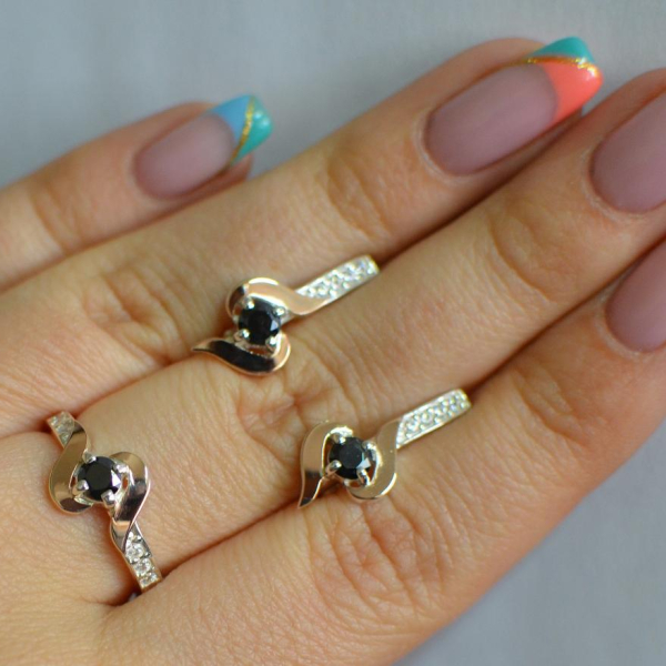 Срібний гарнітур з золотими вставками