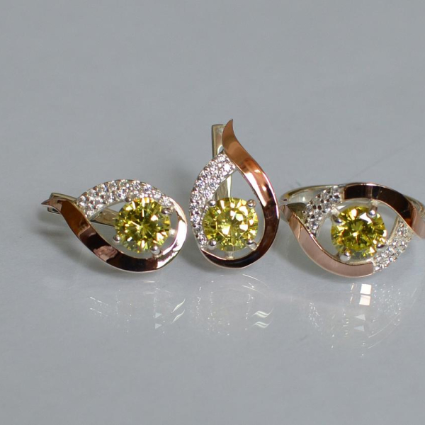 Срібний гарнітур з золотими накладками