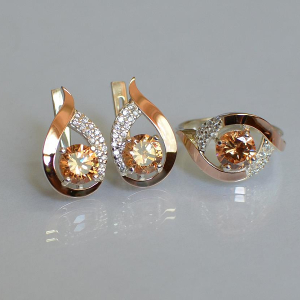 Срібний гарнітур з золотими накладками