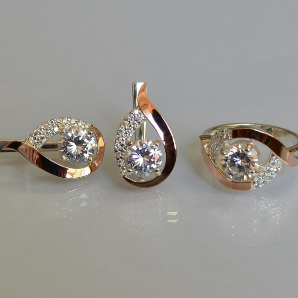 Срібний гарнітур з золотими накладками