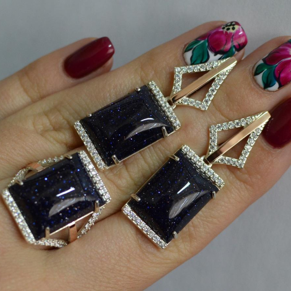 Срібний комплект з кабашонами