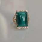 Срібна каблучка з кабашоном