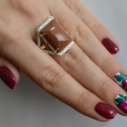 Срібна каблучка з кабашоном