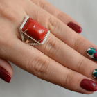 Срібна каблучка з кабашоном