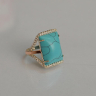 Срібна каблучка з кабашоном