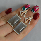 Срібні сережки з кабашонами