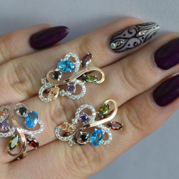 Срібний набір з золотими пластинами