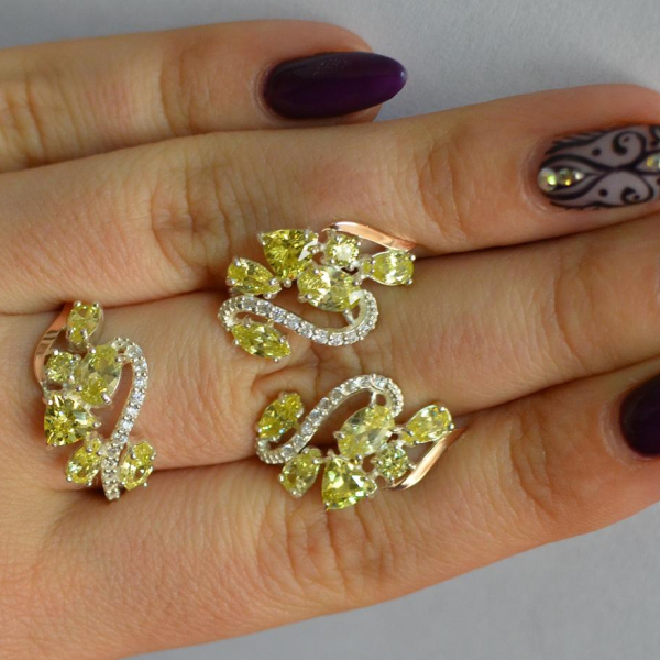 Срібний набір з золотими пластинами