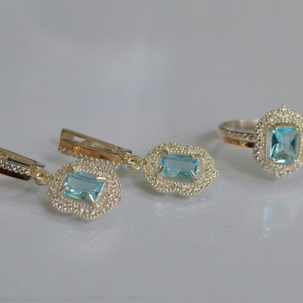 Серебряный набор с золотыми пластинами