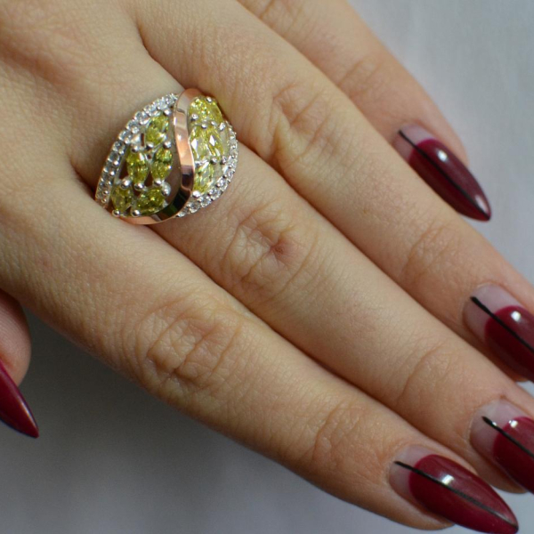 Серебряное кольцо