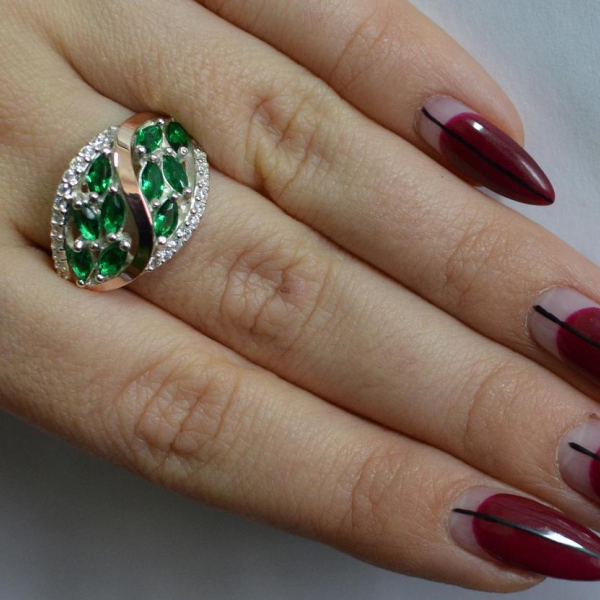 Серебряное кольцо