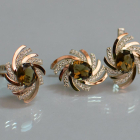 Срібний набір з золотими пластинами