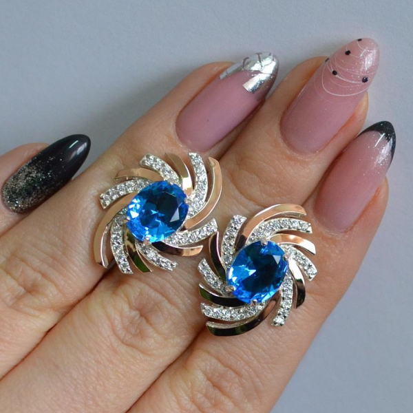 Срібні сережки з золотими вставками