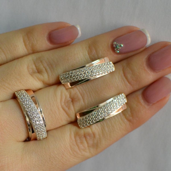 Срібний набір з золотими пластинами