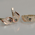 Срібний набір з золотими пластинами