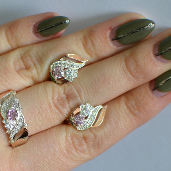 Срібний набір з золотими пластинами