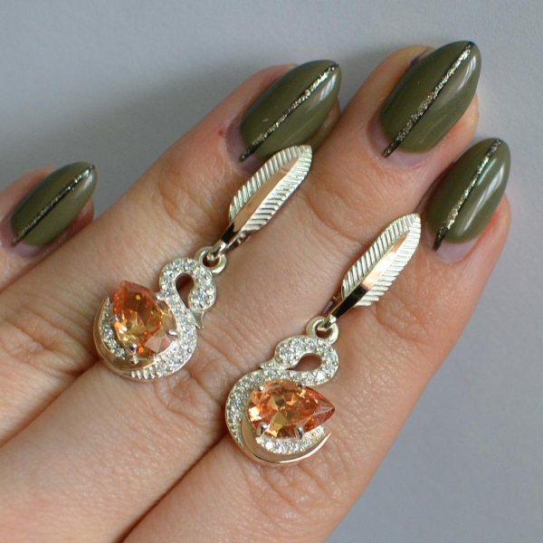 Серебряные серьги с золотыми вставками