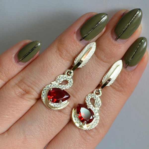 Серебряные серьги с золотыми вставками