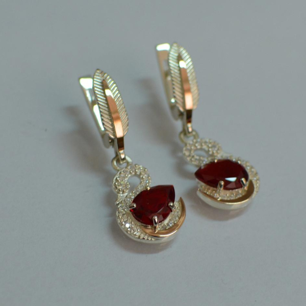 Серебряные серьги с золотыми вставками