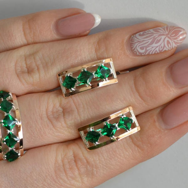 Срібний набір з золотими пластинами