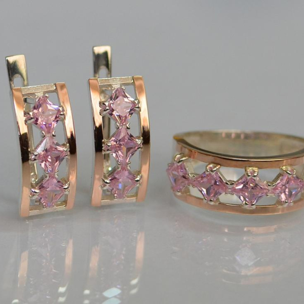 Срібний набір з золотими пластинами