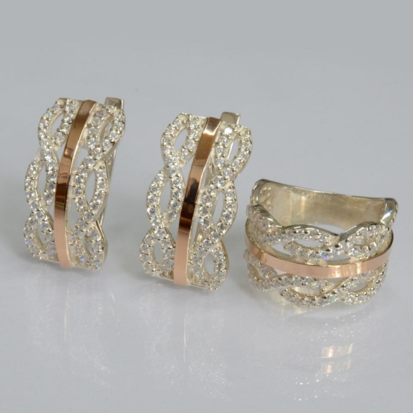 Срібний набір з золотими пластинами