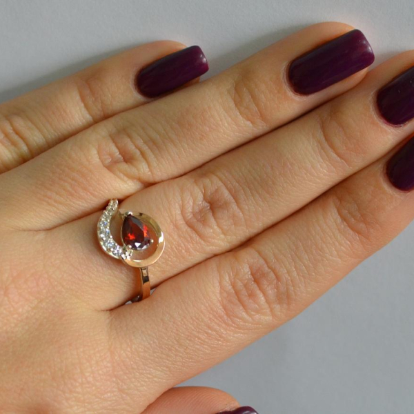 Серебряное кольцо с золотыми вставками