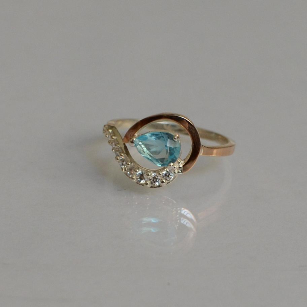 Серебряное кольцо с золотыми вставками