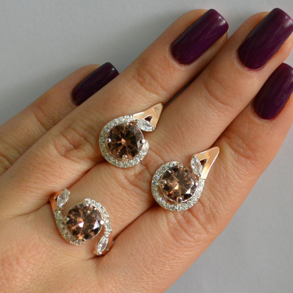 Срібний набір з золотими пластинами