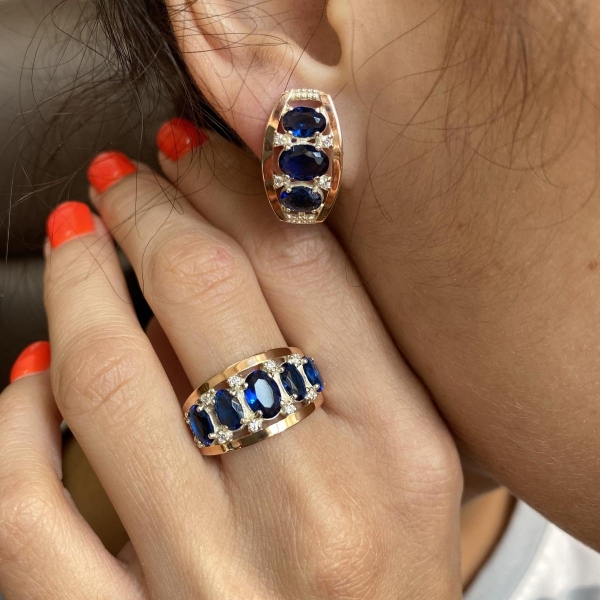 Срібний набір з золотими пластинами