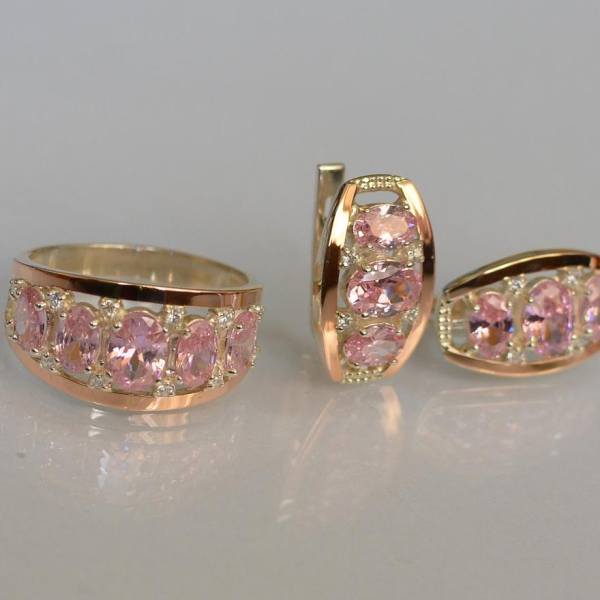 Срібний набір з золотими пластинами