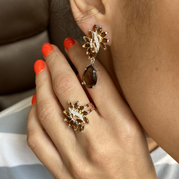 Срібний набір з золотими пластинами